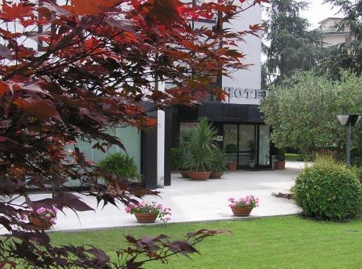 Hotel Giovanni ปาโดวา ภายนอก รูปภาพ